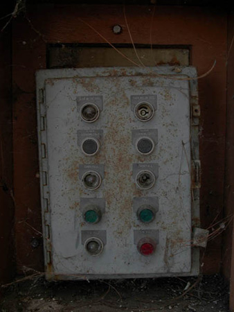 Fuel tank control panel